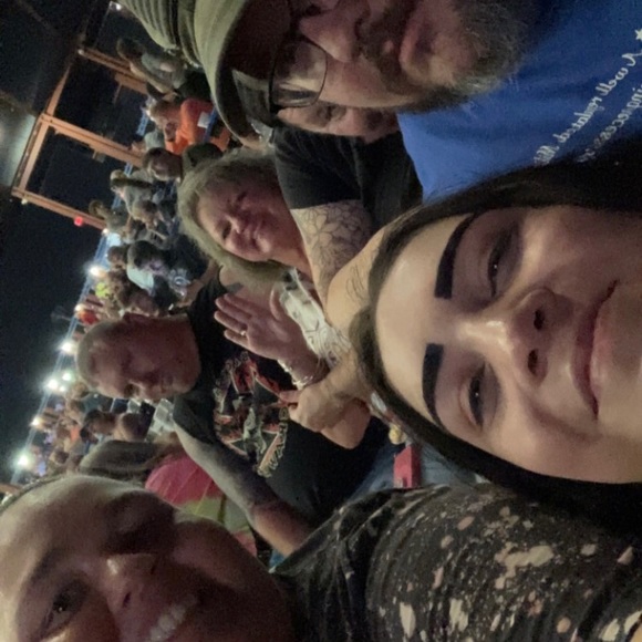 Meet your Posher, Rebecca - Picture 4 of 8